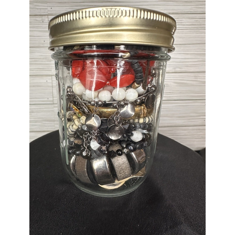 Mystery Mixed Jewelry Jar: Vintage-Modern Costume All Wearable Jewelry #12 Lot - Picture 4 of 9